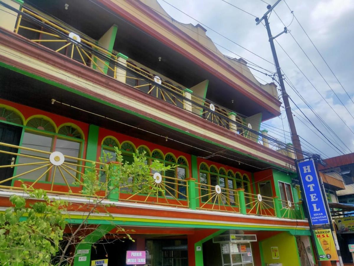 Oyo 90041 Hotel Sinar Lumayan Syariah バリックパパン エクステリア 写真