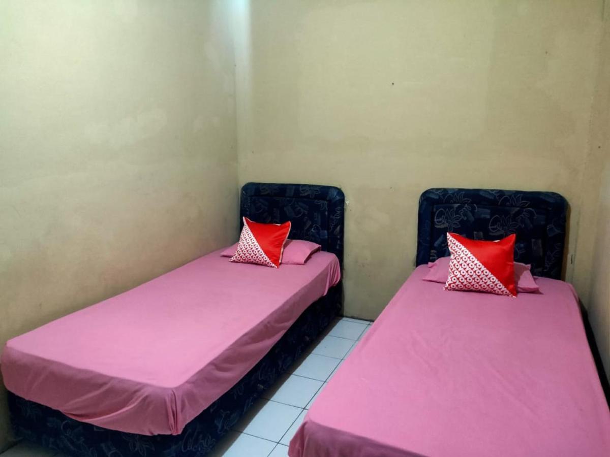 Oyo 90041 Hotel Sinar Lumayan Syariah バリックパパン エクステリア 写真